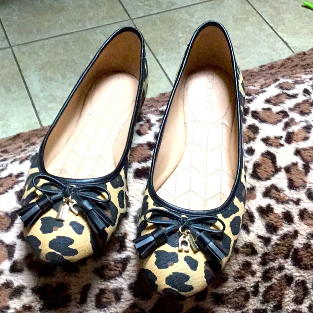COACH LEOPARD 🐆 FLATS